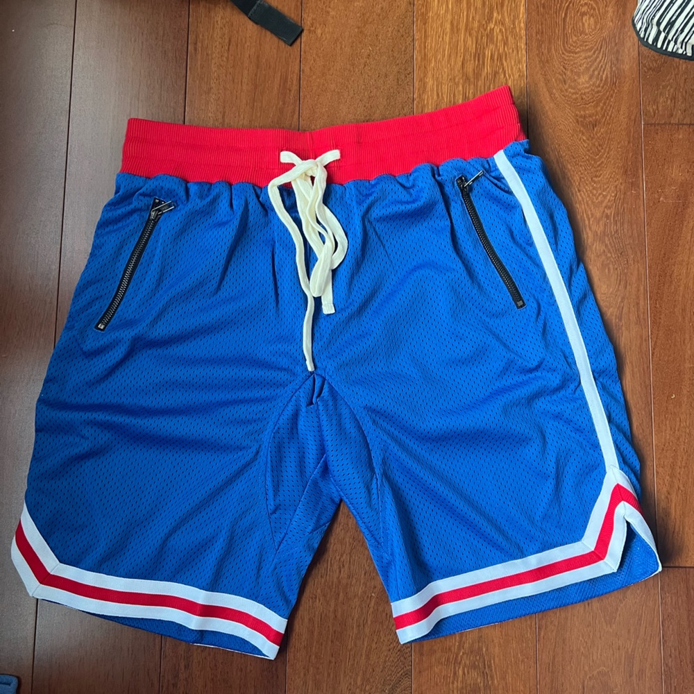 Men’s size large MILKFED mesh basketball shorts